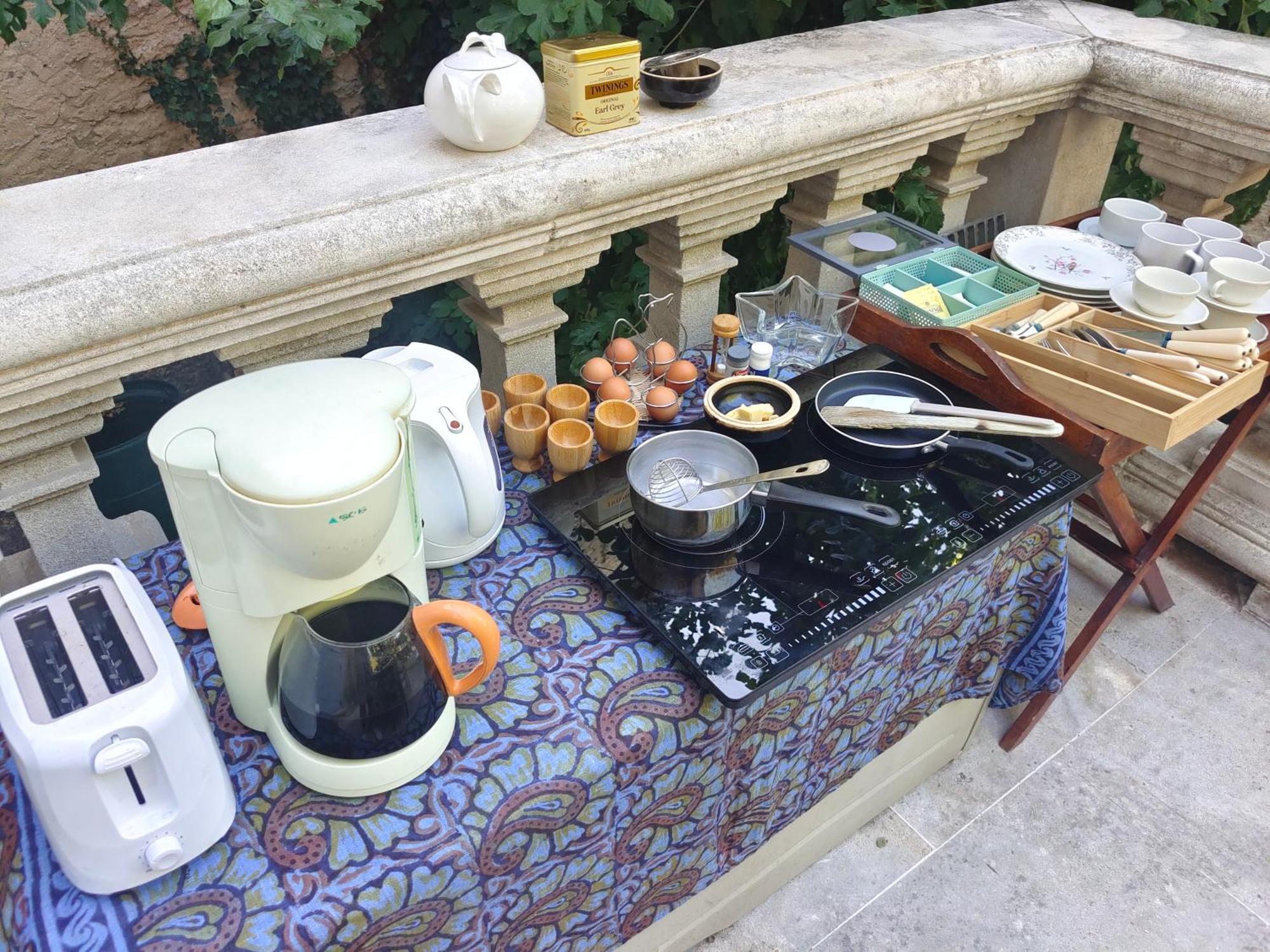 Rue Du Chateau A Cabrieres D'Avignon Bed & Breakfast Luaran gambar